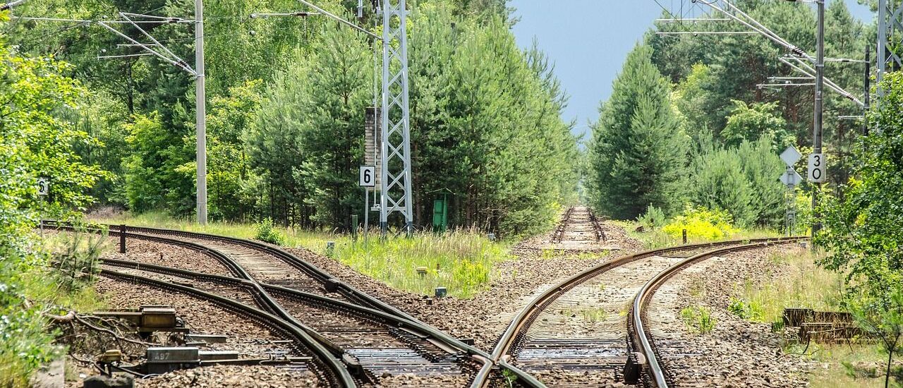 A long-time developer wants to split Bitcoin blockchain and reassign Satoshi coins. The community is calling it a theft