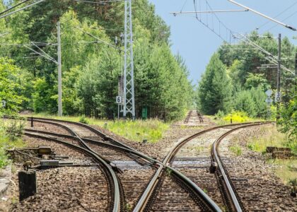 A long-time developer wants to split Bitcoin blockchain and reassign Satoshi coins. The community is calling it a theft