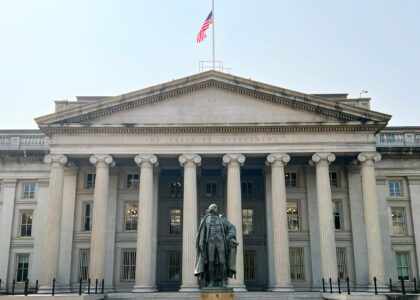 Banks seek to slow down implementation of crypto's GENIUS Act on stablecoin oversight