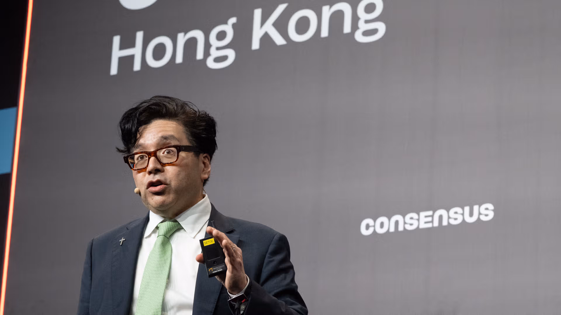 Thomas Lee, chairman of BitMine and CIO of Fundstrat, on the main stage during Consensus Hong Kong 2026 (CoinDesk)
