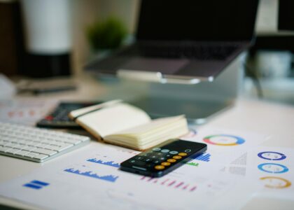 Curve founder pitches market-based fix for $700K bad debt in contrast to Aave bailout