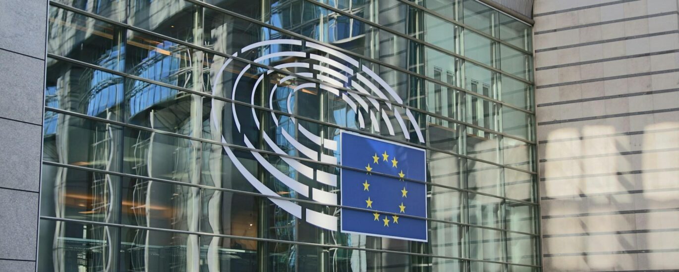 Cut the red tape: 39 financial giants demand an emergency fast-track for Europe's blockchain pilot