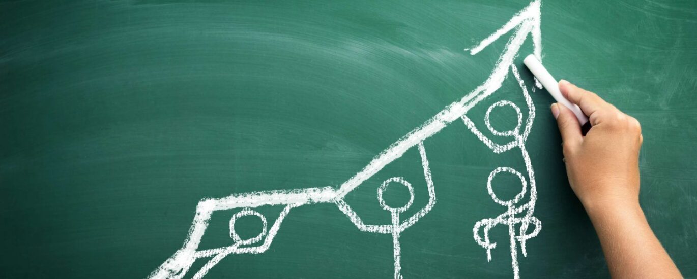 Industry leaders are pouring hundreds of millions into a rescue plan for Aave users after massive crypto hack