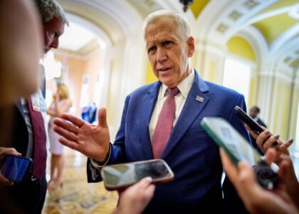 U.S. senator holding cards on Clarity Act's next move says it's ready to get to hearing
