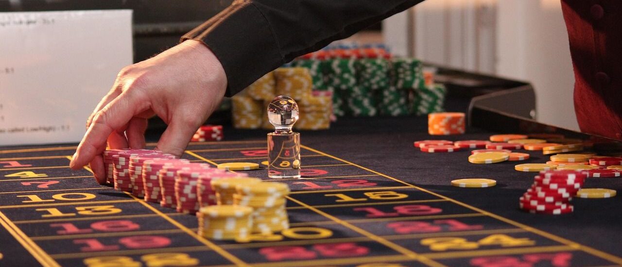 A crypto whale has made a $224,000 bet that XRP's price stays perfectly flat through June