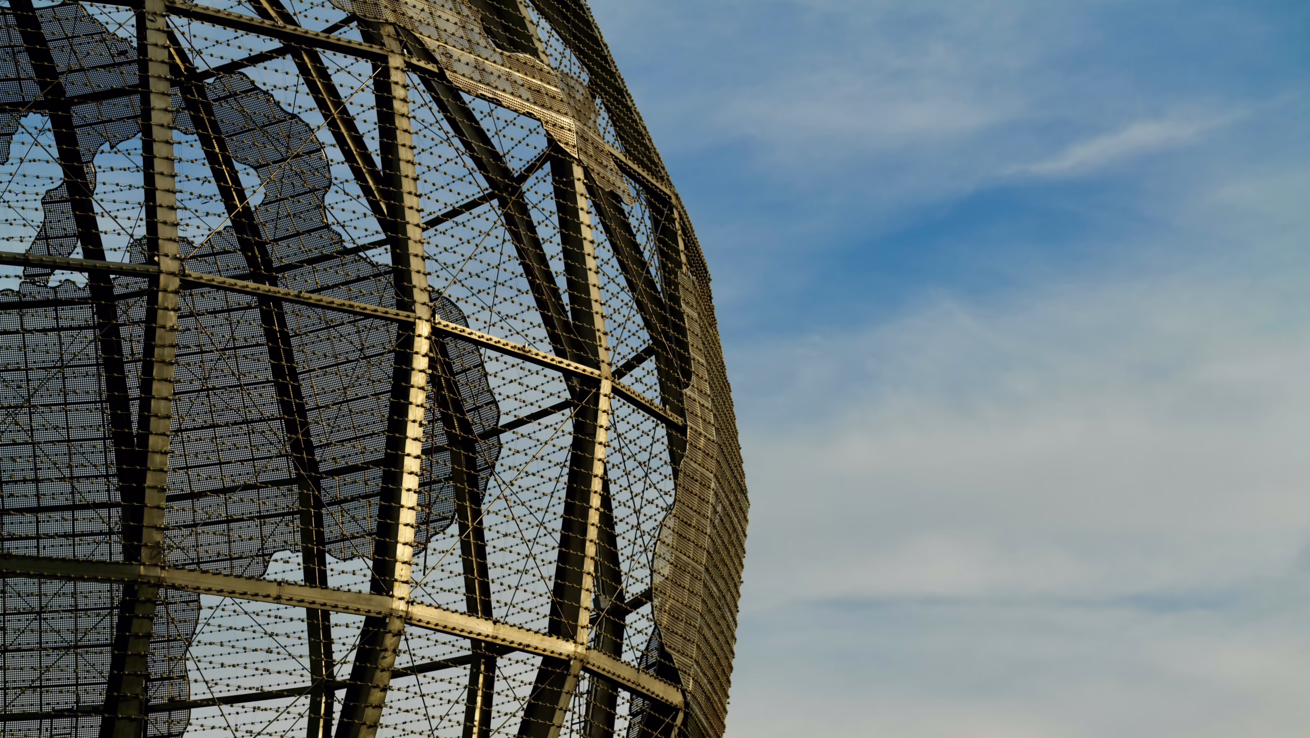 metal globe