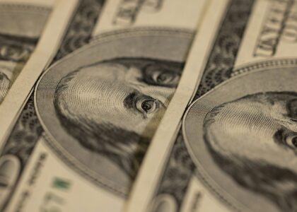 Crypto markets stalls before inflation data as XRP, SOL rebuffed from key price levels