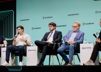 The great derivatives disconnect: Why 'negative' funding is actually a bullish signal for Bitcoin