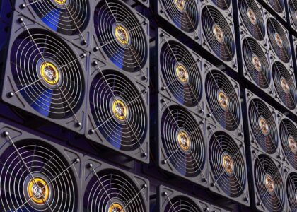 Bitcoin $4.4 billion supply overhang emerges as institutional demand wilts