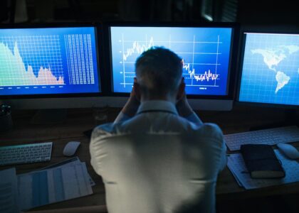 Bitcoin loses $60,000, falls to weakest price since October 2024