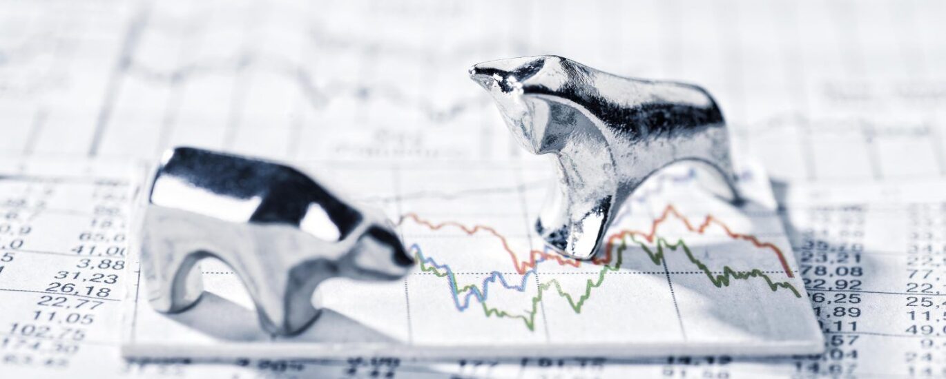 Major cryptocurrencies under pressure as oil jumps 3%