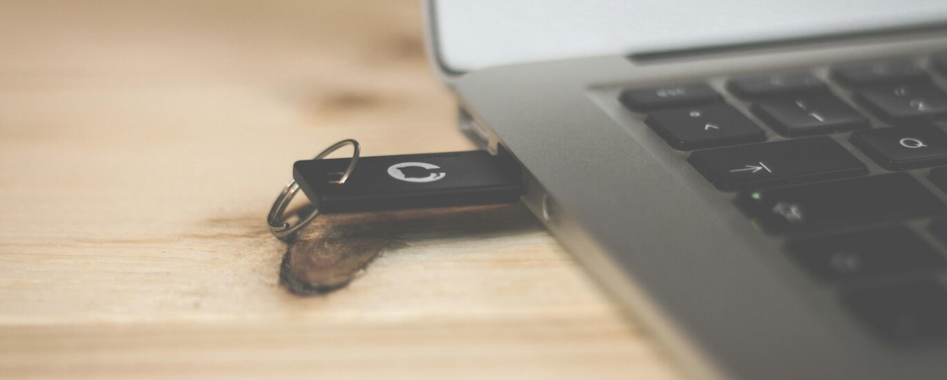 Microsoft found malware that hijacks crypto wallets and spreads through USB sticks