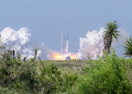 SpaceX targets record $75 billion IPO as bitcoin treasury and liquidity risks draw focus