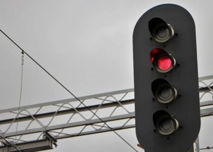 The bond market is flashing a clear signal on interest rates. Bitcoin bulls should take note