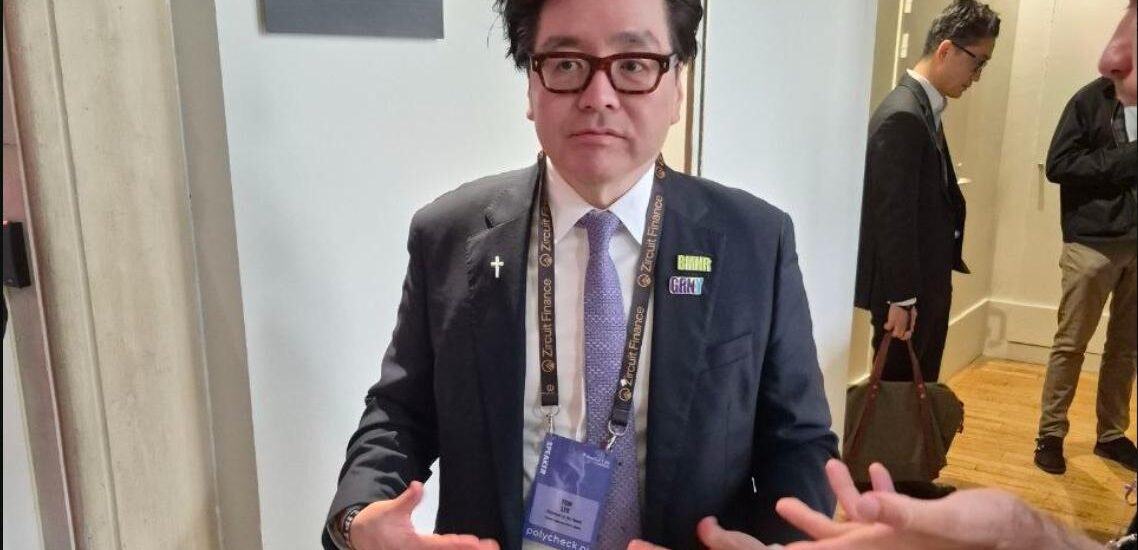 Tom Lee calls Strategy's bitcoin sale classic 'bottom behavior'