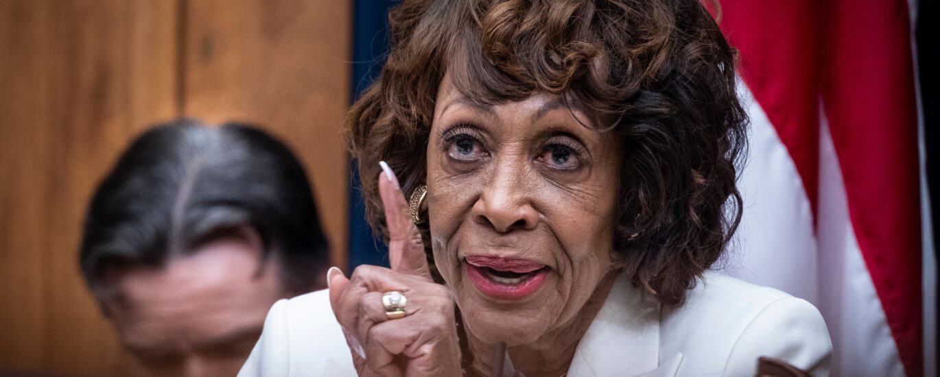 U.S. House Democrat, who may soon run key committee, condemns crypto in 401(k)s