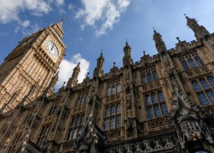 UK House of Lords committee calls on Bank of England to reconsider proposed stablecoin restrictions