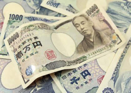 Bitcoin holds near $66,300 as chips extend their rally and the yen hits a 40-year low