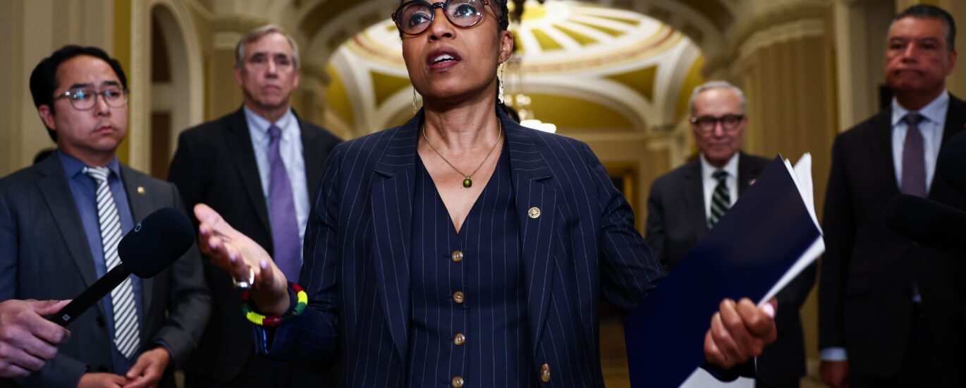 Key Democratic lawmakers say crypto Clarity Act 'falls short' on ethics, other issues
