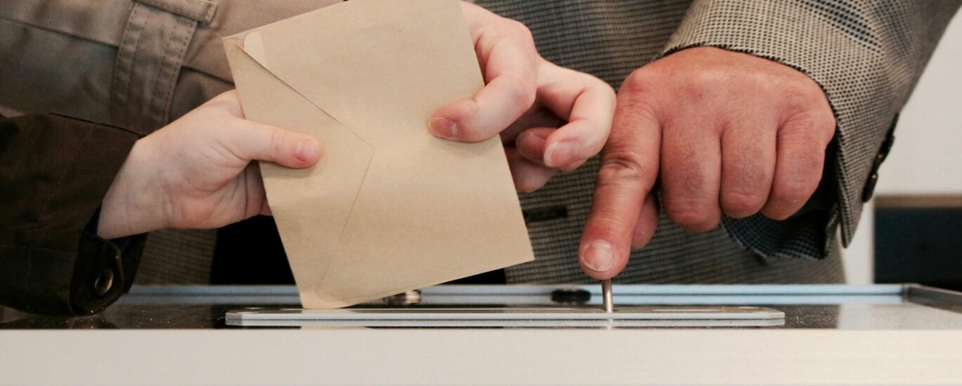 Optimism-funded team's deciding vote shifts $49 million in OP tokens away from users