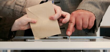 Optimism-funded team's deciding vote shifts $49 million in OP tokens away from users