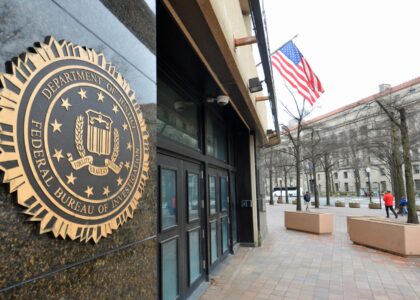U.S. FBI intelligence agent arrested in connection with theft of $1 million in crypto