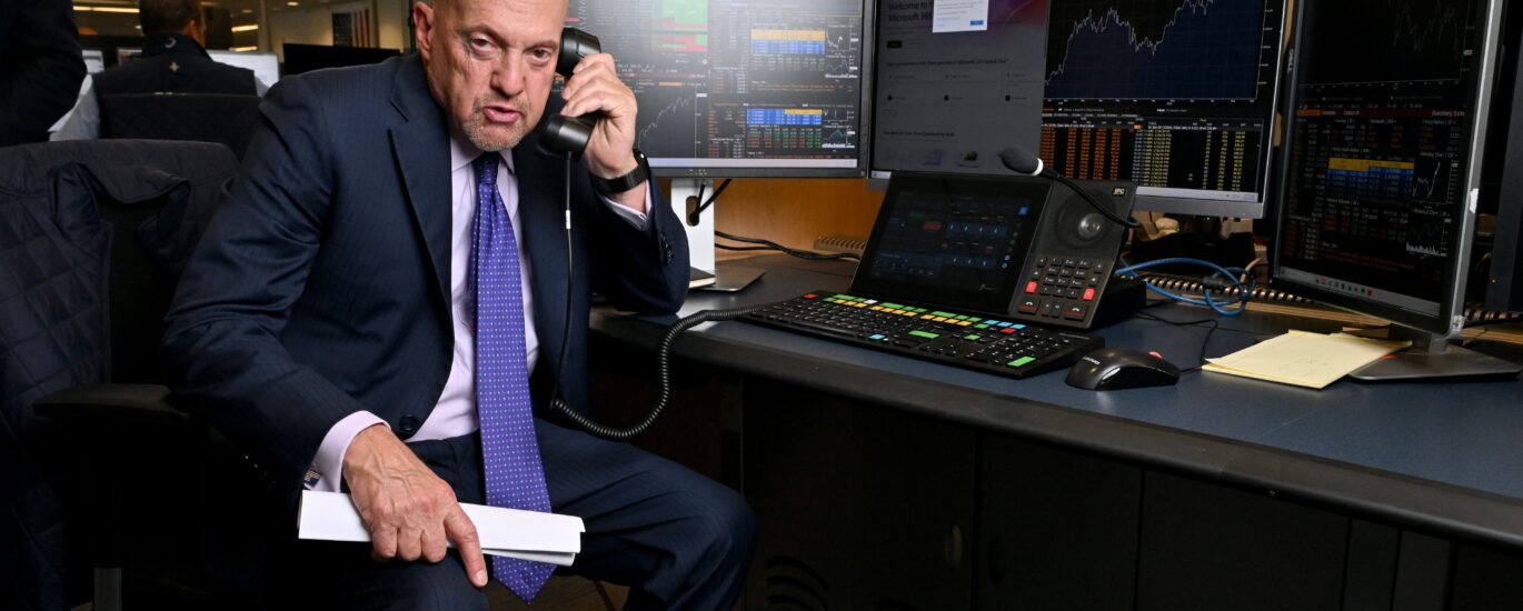 Why Jim Cramer’s quantum panic isn’t rattling bitcoin as price holds steady around $64,000