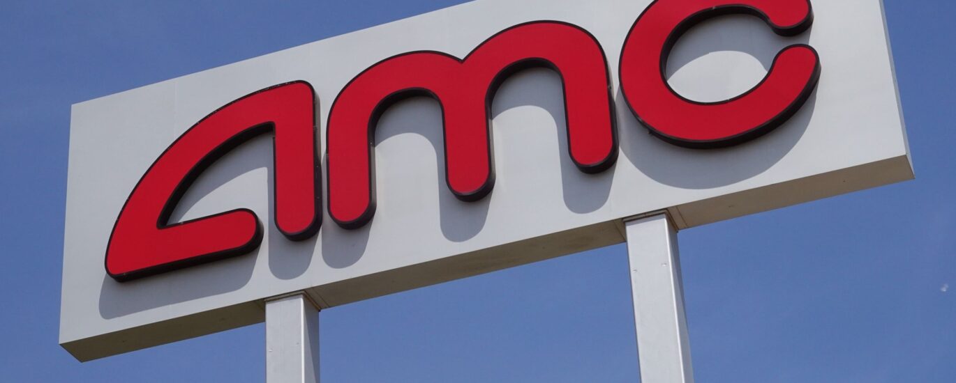 AMC CEO blasts Robinhood for stock token, putting synthetic shares in spotlight