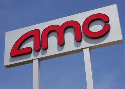 AMC CEO blasts Robinhood for stock token, putting synthetic shares in spotlight